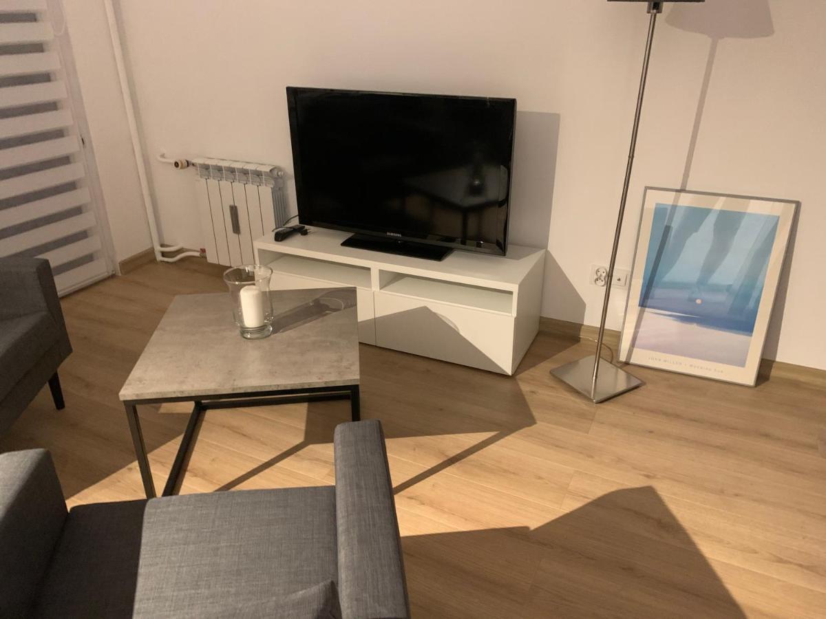 Auschwitz New Flat For Rent Air Conditioning In The Apartament Oswiecim Nowe Mieszkanie - Centrum Klimatyzacja W Mieszkaniu Apartment Екстериор снимка